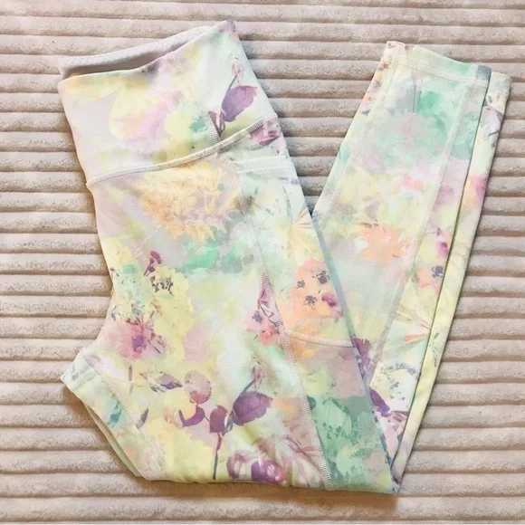 Victoria’s Secret Rainbow Leaves High Rise Essential Pockets Leggings Size 8 MED - Picture 3 of 7